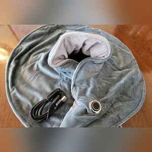 Plush Gray USB Heated Neck and Shoulder Wrap